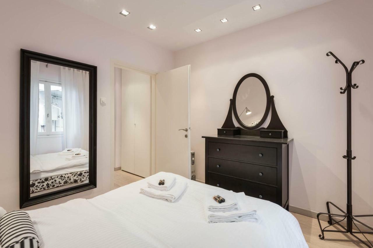 Apartment Stylish White 4 Ppl In Center Thessaloniki
