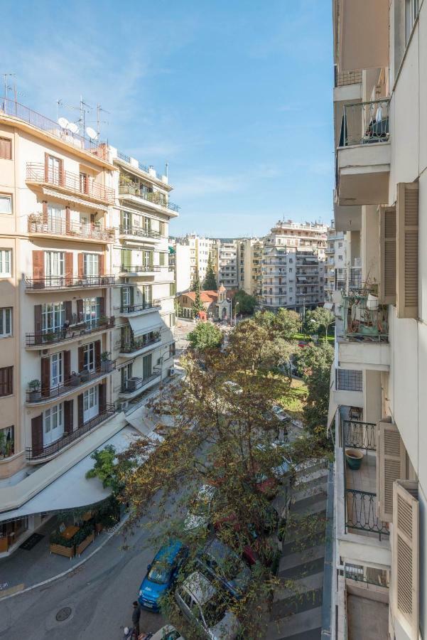 Stylish White 4 Ppl In Center Apartment Thessaloniki